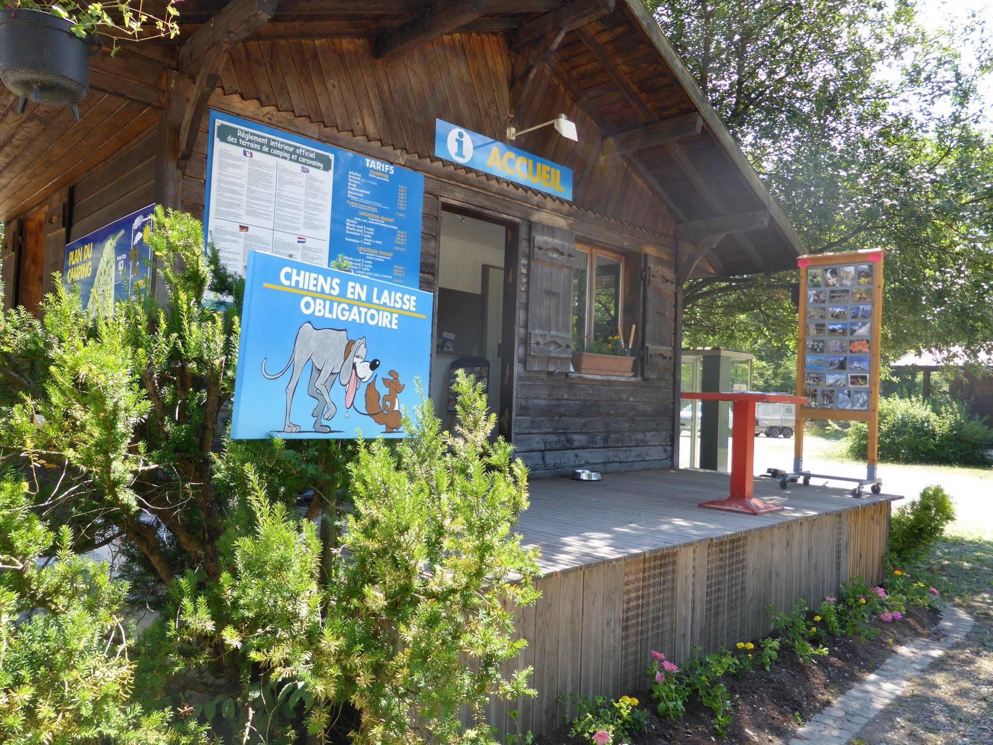 Camping L'Ecureuil - Mont-Blanc Village Domancy Экстерьер фото