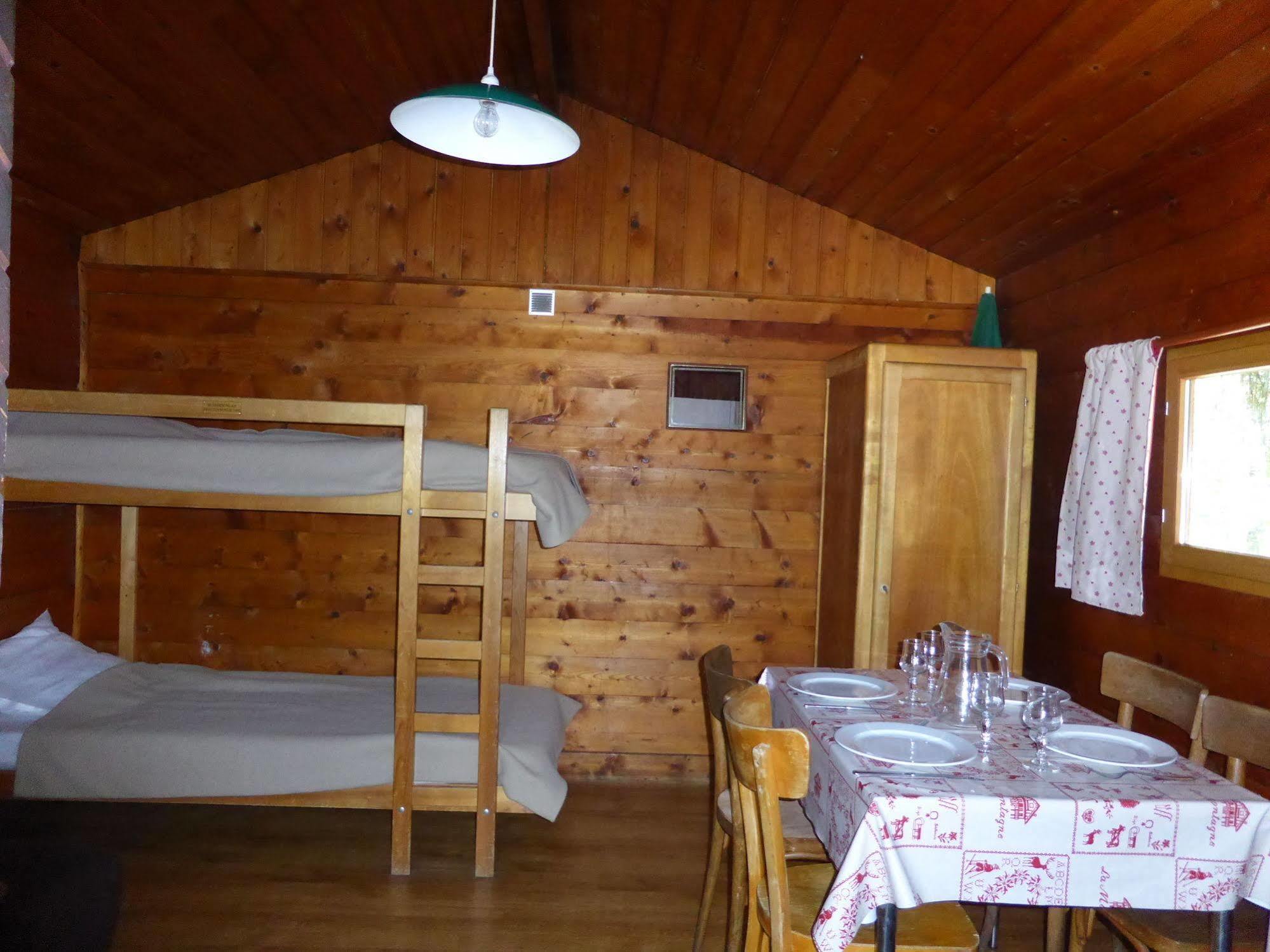 Camping L'Ecureuil - Mont-Blanc Village Domancy Экстерьер фото